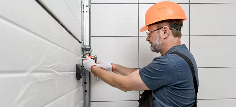 Garage Door Repair in Estero